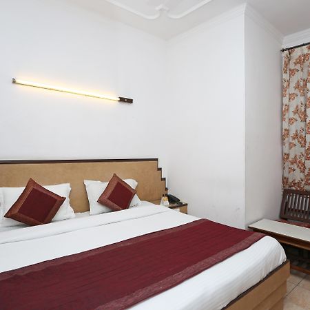 Oyo 3472 Hotel Rama Inn New Delhi Exteriör bild