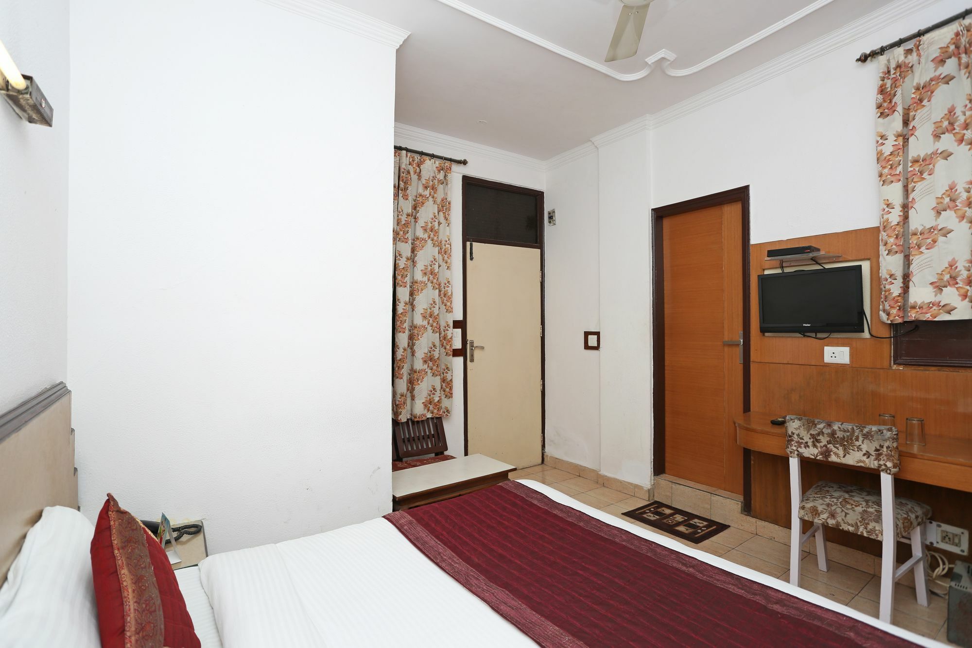 Oyo 3472 Hotel Rama Inn New Delhi Exteriör bild